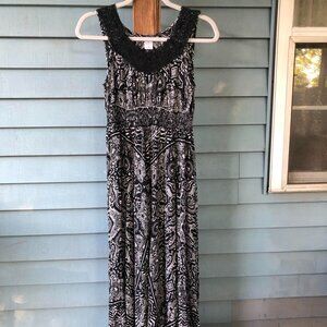 Billabong Black and White Maxi Dress - Size Small